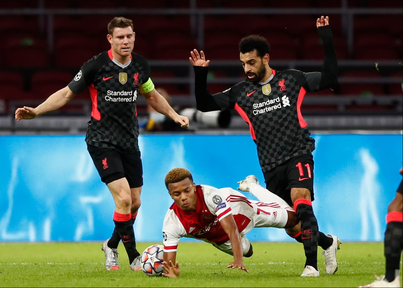 Nicolás Tagliafico (35’) marcó el autgol que definió el encuentro. En la J2 de la Champions League, Ajax se enfrentará al Atalanta y Liverpool hará lo propio con el Midtjylland.