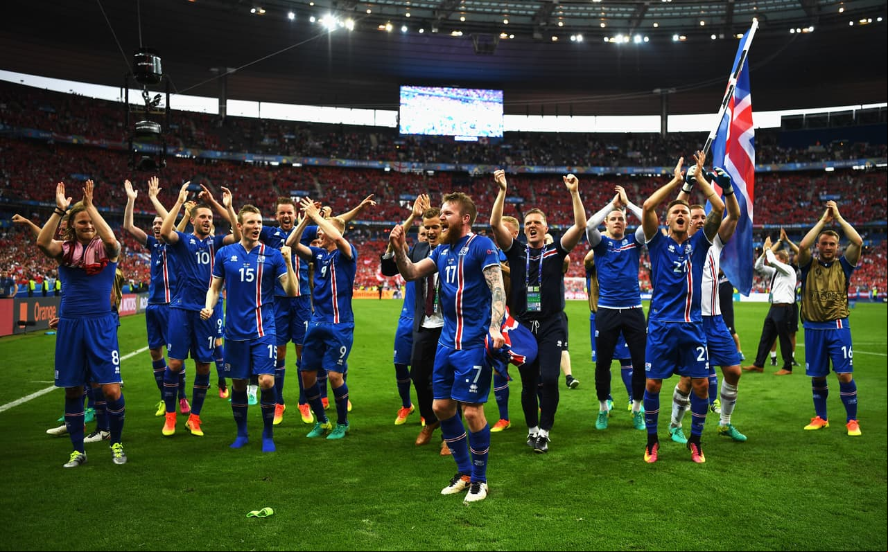 Detrás del cuento de hadas de Islandia en la Eurocopa 2016, hay un país golpeado duramente por una crisis financiera y política.