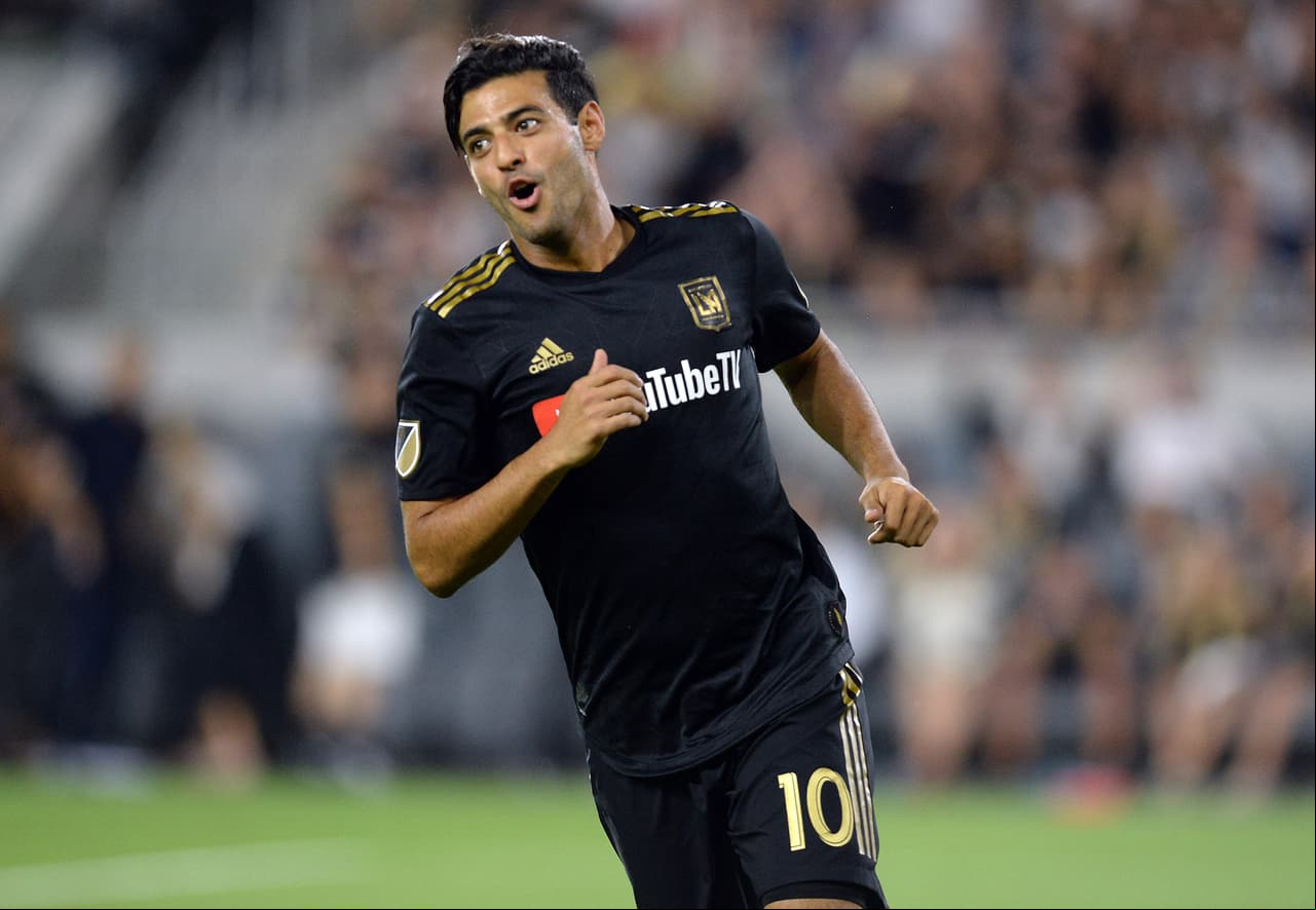 El debut del mexicano se dio con el primer partido oficial de la franquicia en su historia el cual acabó con triunfo por 1-0 sobre los Seattle Sounders.