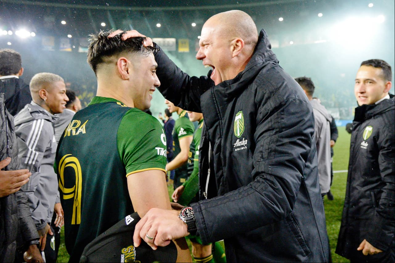 El entrenador Giovanni Savarese fue uno de los más felices en el momento del festejo.
<br>