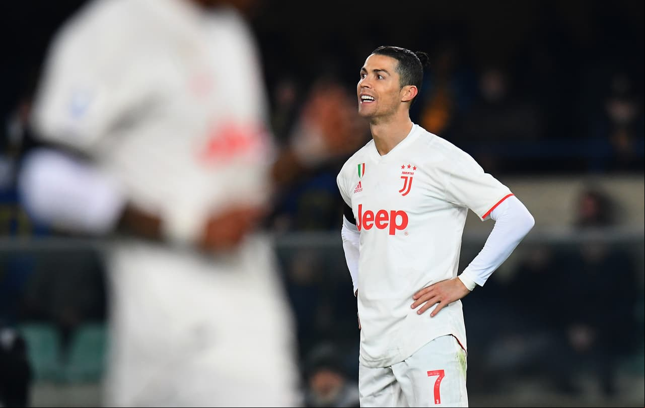 Cristiano Ronaldo marcó al 65’ y Fabio Borini emparejó los cartones. Pazzini (86’) cobró un penal para el 2-1 final. La siguiente jornada Juventus recibirá a Brescia y Hellas Verona visitará al Udinese.
