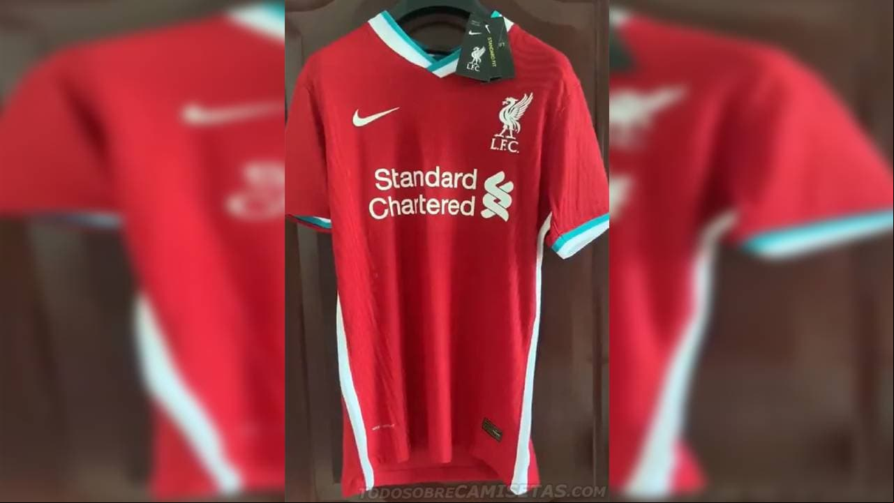 Según las recientes filtraciones, así serían las camisetas de los equipos para la próxima temporada. Esta es la del Liverpool, ¿les gusta?
