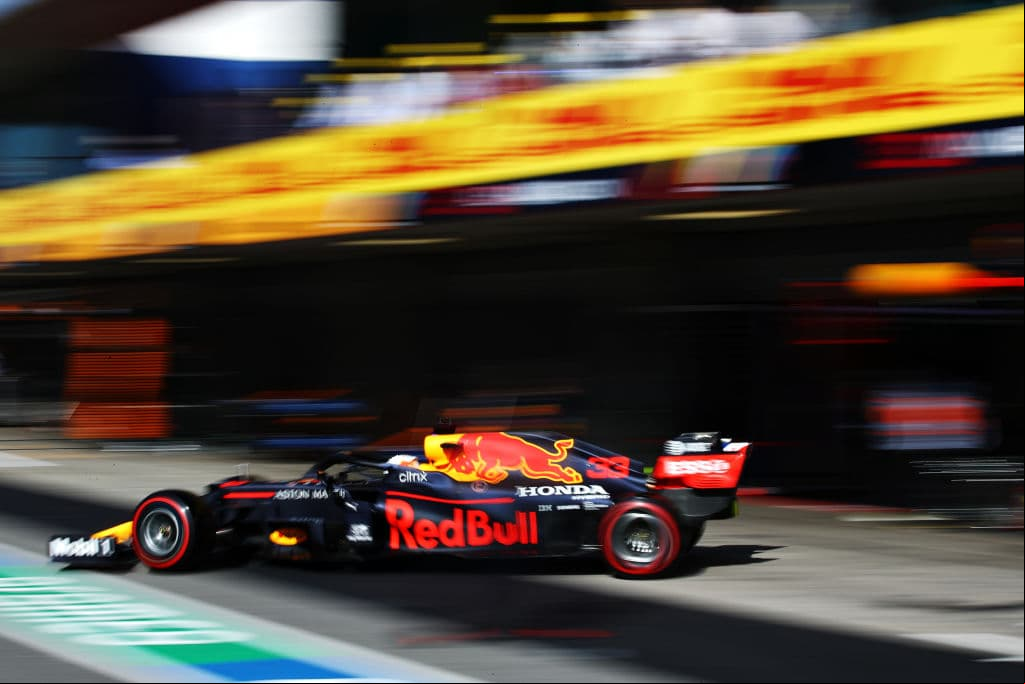 Bottas y Verstappen arrancarán en segundo y tercero; ‘Checo’ Pérez va de quinto. | Así arrancarán en el GP de Portugal 2020: Hamilton, Bottas, Verstappen, Leclerc, Pérez, Albon, Sainz, Norris, Gasly y Ricciardo.