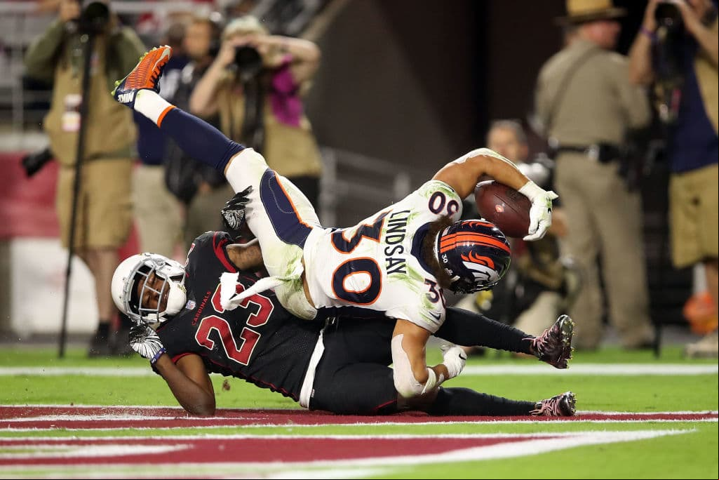 Sin embargo, los Broncos ripostaron con un touchdown más. Phillip Lindsay tuvo un acarreo de anotación de 28 yardas para marcar aún más distancia. Ganaba Denver 42-10.