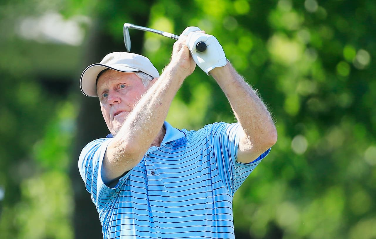 De la misma manera Jack Nicklaus, uno de los mejores golfistas de la historia, ha sico un ferviente irador de su amigo Trump.