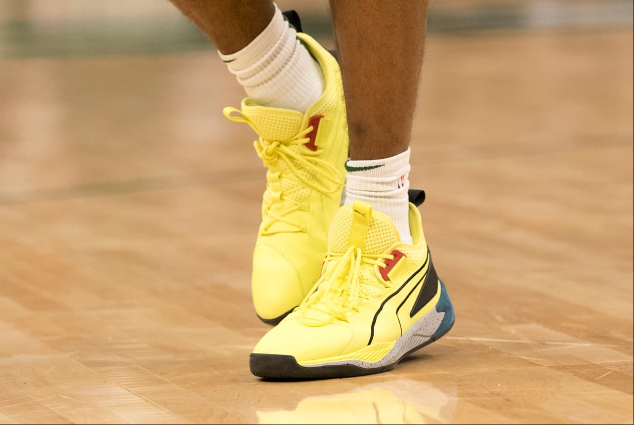 <b>Sterling Brown, Milwaukee Bucks.</b>