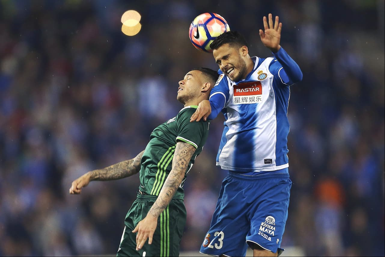 La Liga - Jornada 36 - Deportivo La Coruña Vs. Espanyol / Domingo 7 de mayo: el mexicano Diego Reyes acumula 31 partidos y 29 de titular. Su equipo está resagado y difícilmente llegará a zona de copas europeas.
