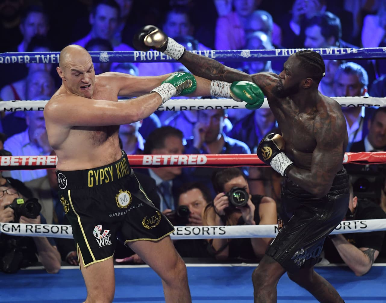 Deontay Wilder decepcionó y poco pudo hacer para retener el título de pesos pesados ante un agresivo Tyson Fury que se proclama como nuevo campeón tras ganar en el séptimo asalto mediante nocaut técnico.