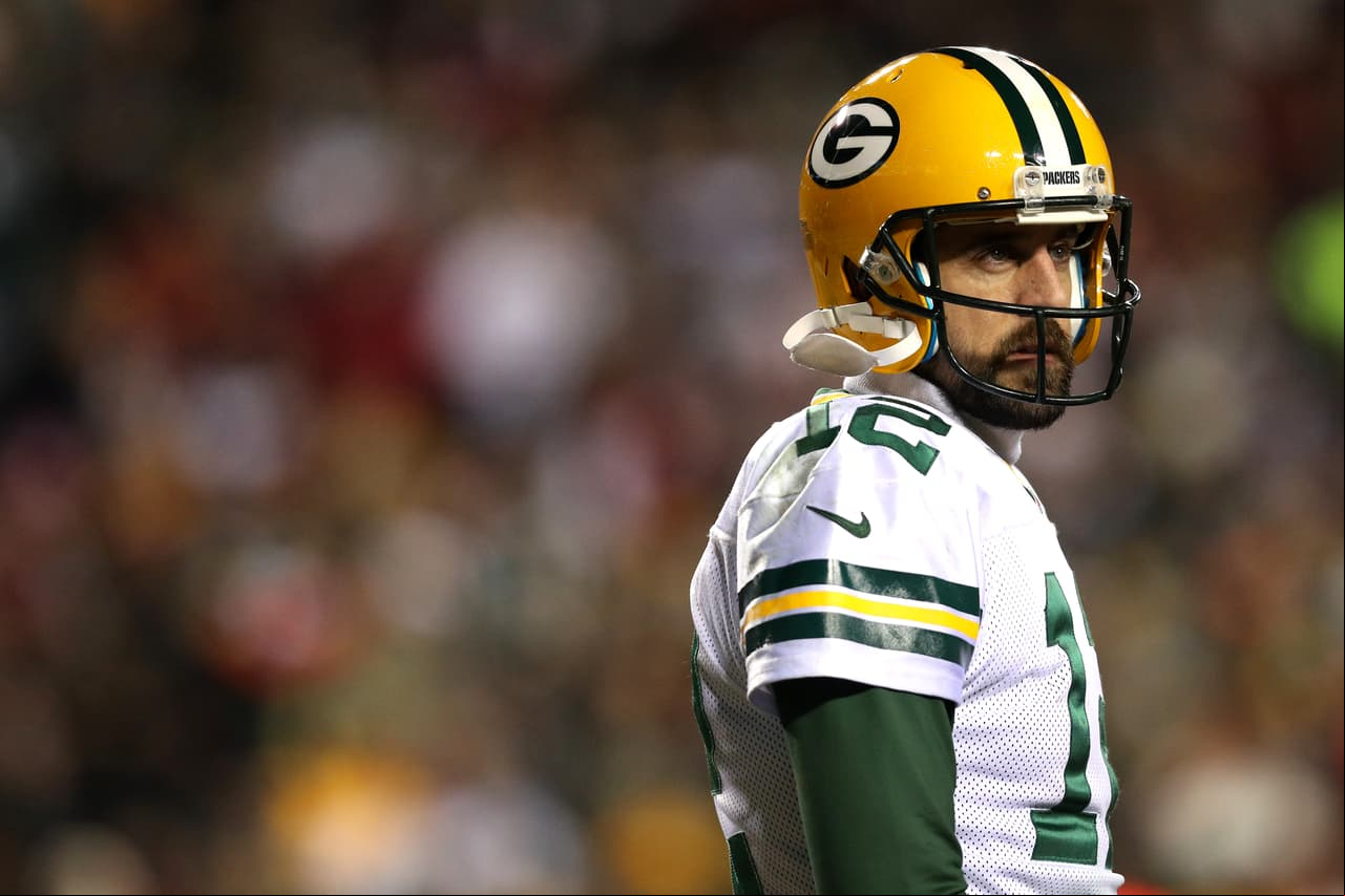 Tras dos descalabros que los tenían con marca de .500, el calendario mostraba tres visitas: Tennessee, Washington y Philadelphia, el equipo perdió dos de ellas y acumuló cuatro derrotas al hilo. El 4-6 hacia creer que los Packers estaban sin opciones de ir a la postemporada.