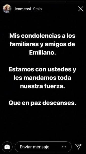 El crack Lionel Messi también se pronunció tras la triste noticia, enviándole sus condolencias a familiares y amigos.