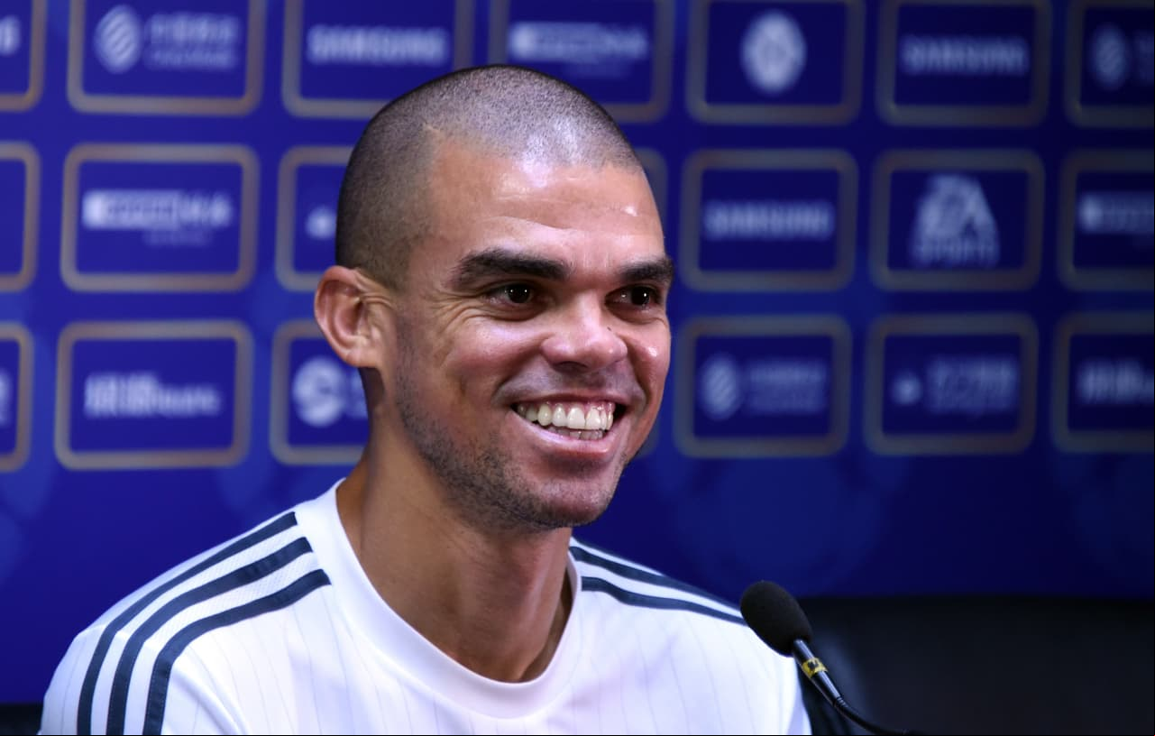 Pepe extiende su contrato con el Real Madrid hasta 2017