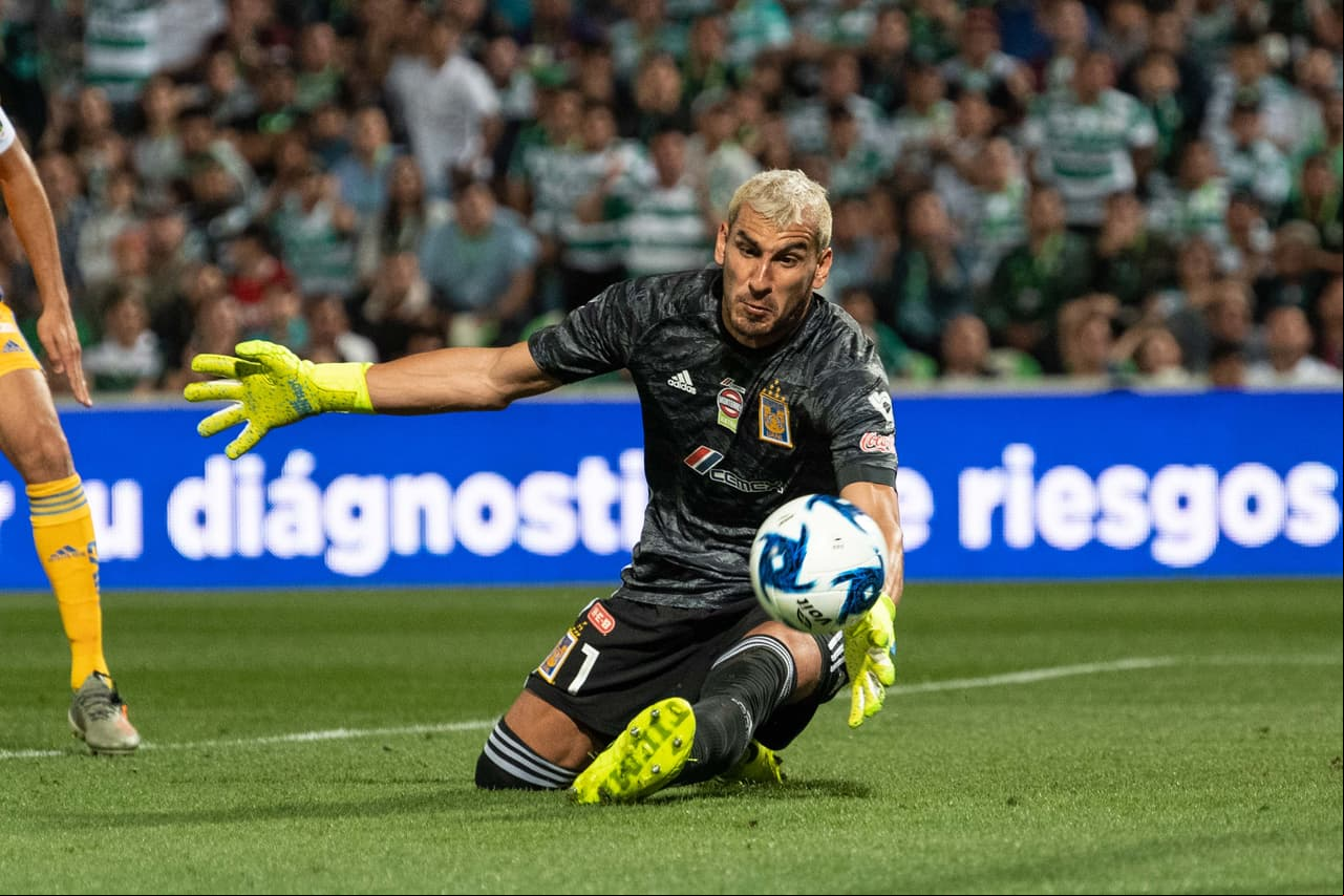 Santos 2-1 Tigres
