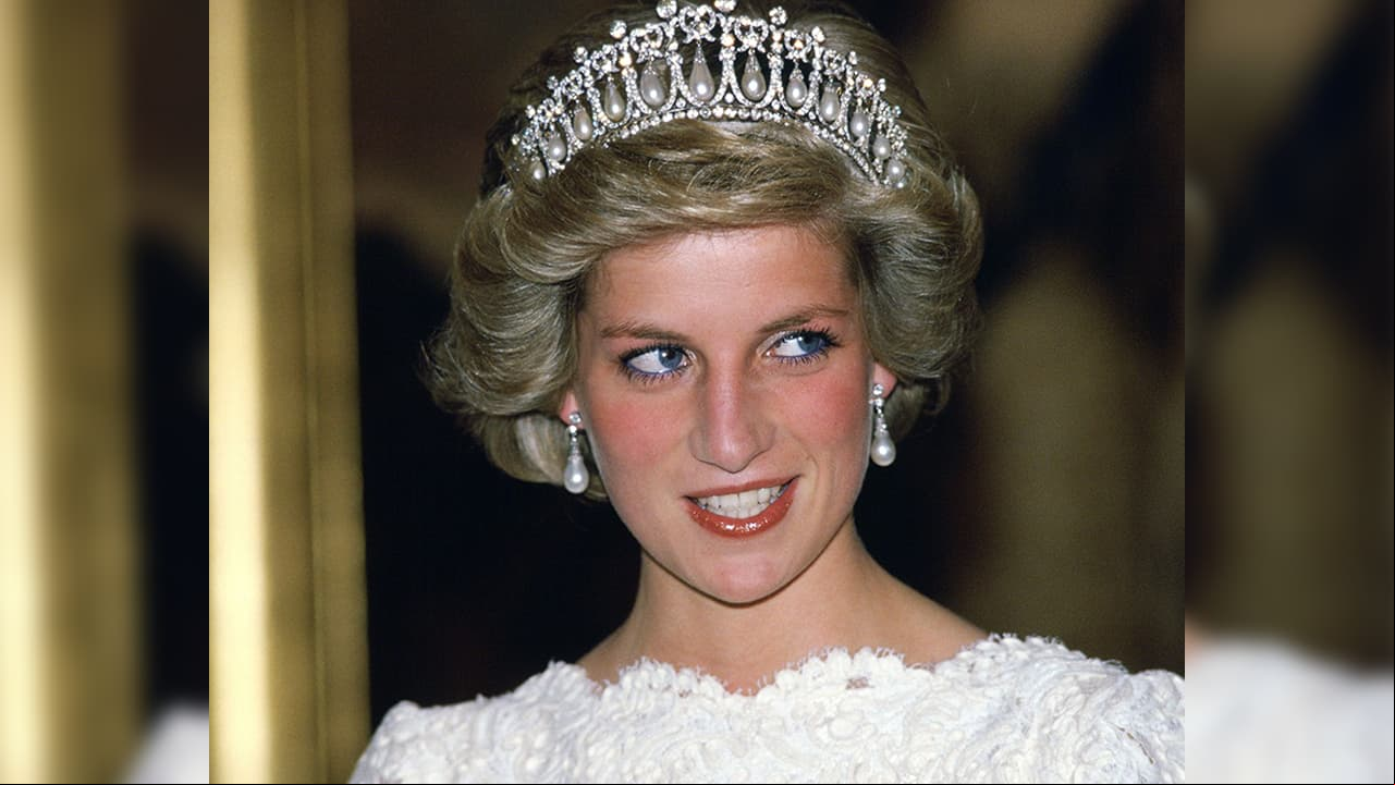 Los looks más rebeldes e icónicos que Lady Di usó para desafiar a la familia real