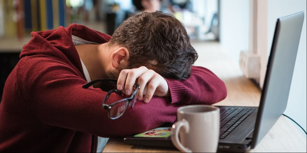 ¿Puedes aprender mientras duermes? Nuevo estudio encuentra la respuesta