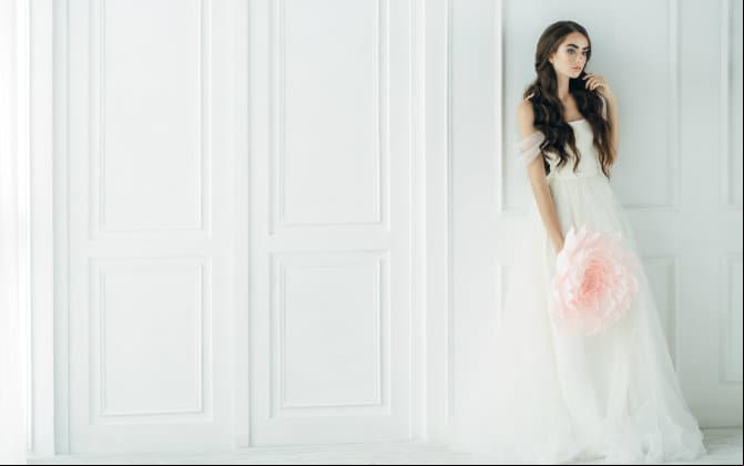 ¿Tenés el pelo lacio? Inspirate con estos peinados para lucir en tu boda