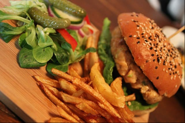 Ideas para acompañar tus hamburguesas en invierno