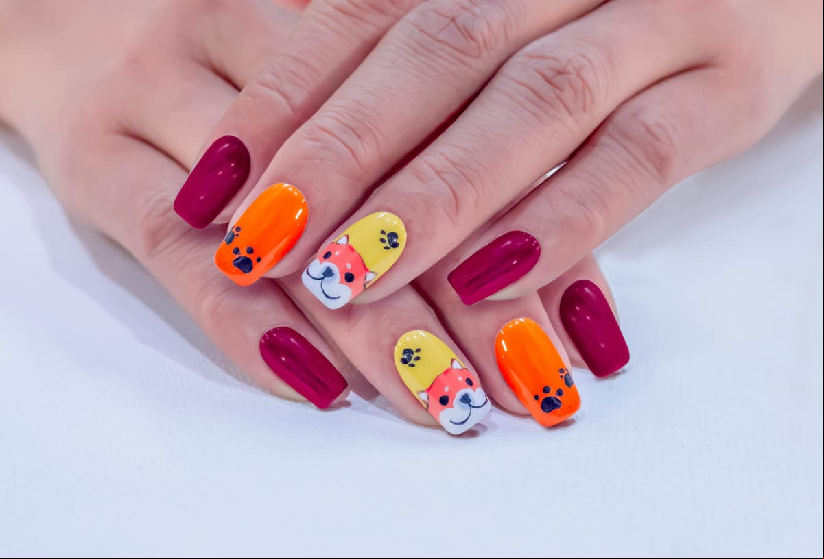 Manicura para dog lovers: 15 tiernos diseños para llevar a tu amigo peludo en las uñas