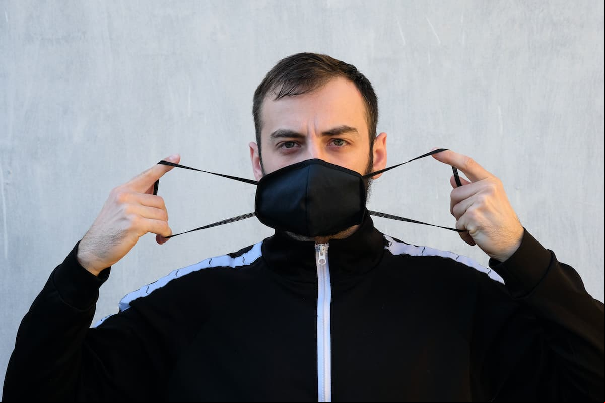 Las mascarillas de tela también se deben desinfectar: pasos para hacerlo y mejorar su eficacia